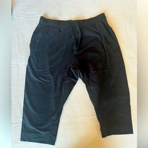 Men’s lululemon joggers - cropped yoga sweat pants